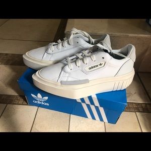 Adidas hypersleek NWT